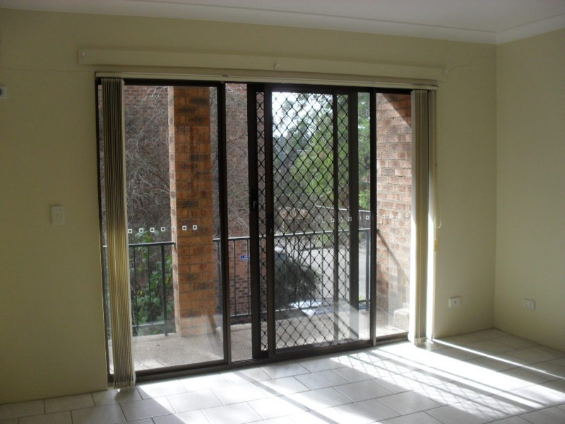 11/227 Targo Road, Girraween NSW 2145