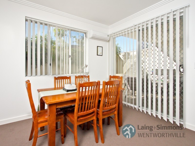 14/2-12  Civic Avenue, Pendle Hill NSW 2145