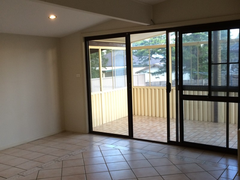 102 Bulli Road, Toongabbie NSW 2146