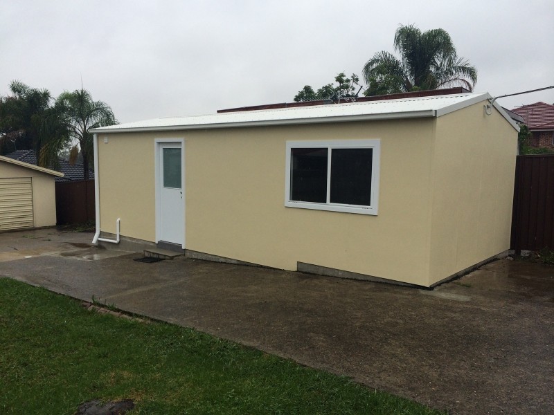 2/11 Rose Street, Pendle Hill NSW 2145