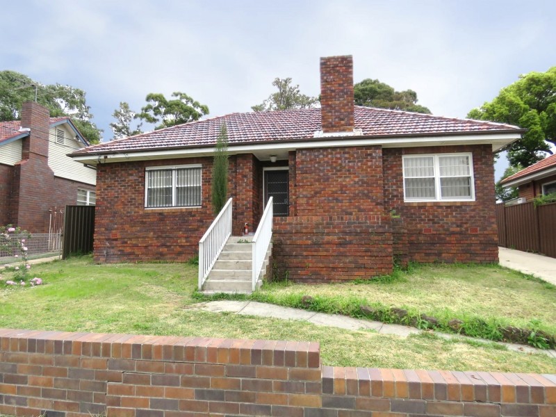 4 Toohey Avenue, Westmead NSW 2145