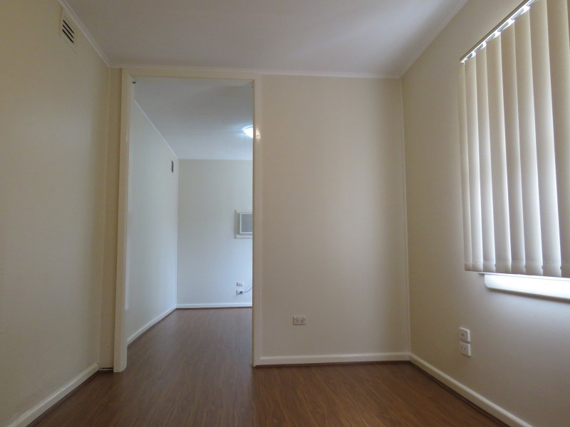 4 Toohey Avenue, Westmead NSW 2145