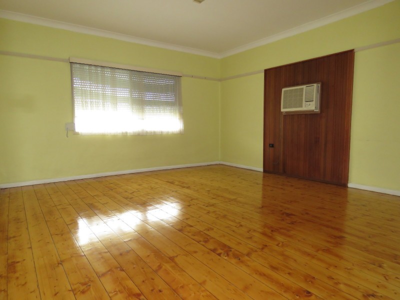 38 Oatlands Street, Wentworthville NSW 2145