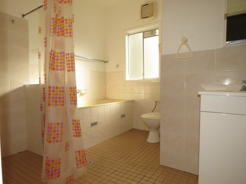 38 Oatlands Street, Wentworthville NSW 2145