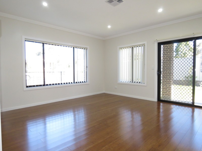 80 Targo Road, Girraween NSW 2145