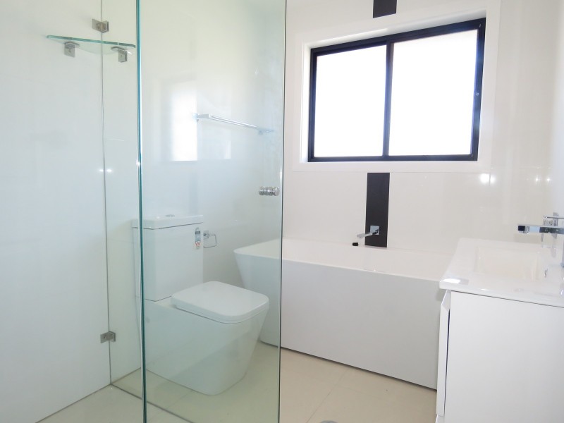 80 Targo Road, Girraween NSW 2145