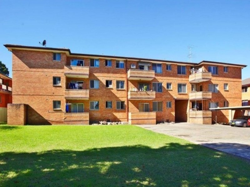 2/16A Wigram Street, Harris Park NSW 2150