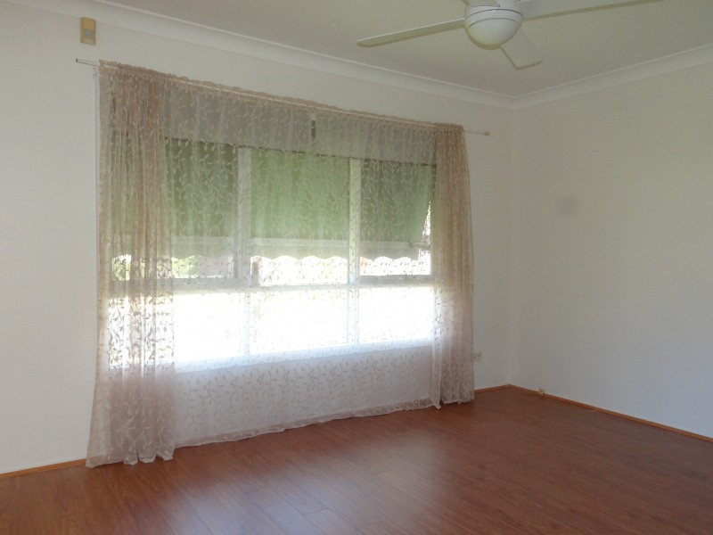 5 Pamela Place, Girraween NSW 2145