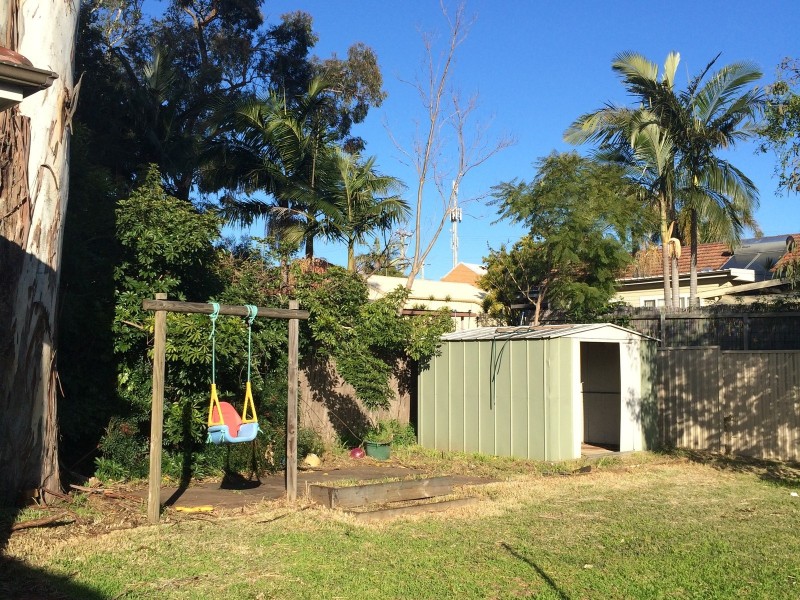 6 Scott Street, Toongabbie NSW 2146