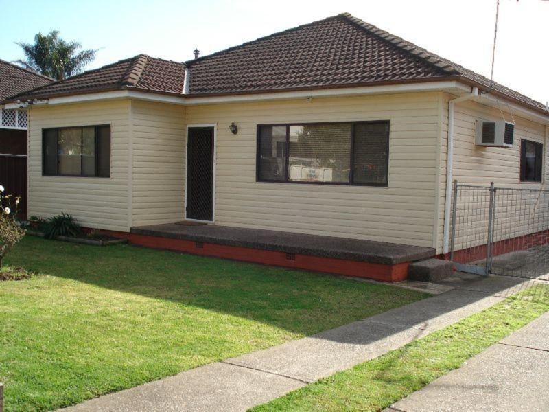 12 Short Street, Wentworthville NSW 2145