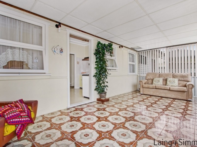 5 Oramzi Road, Girraween NSW 2145