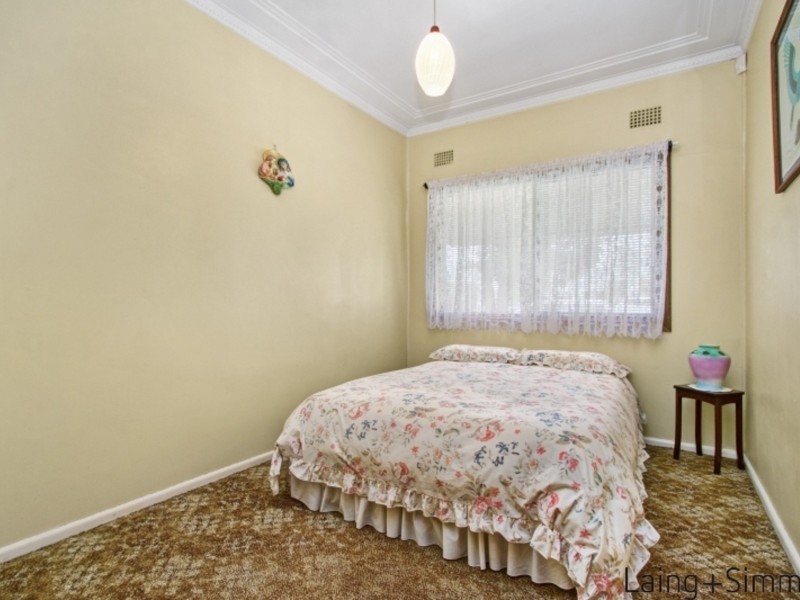 5 Oramzi Road, Girraween NSW 2145