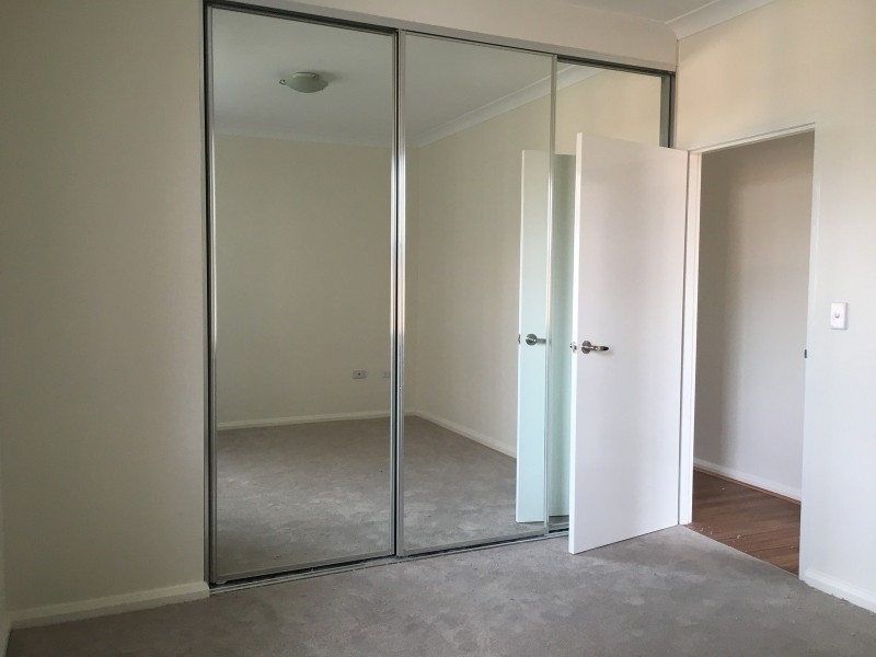 10/13-15 Howard Ave, Northmead NSW 2152