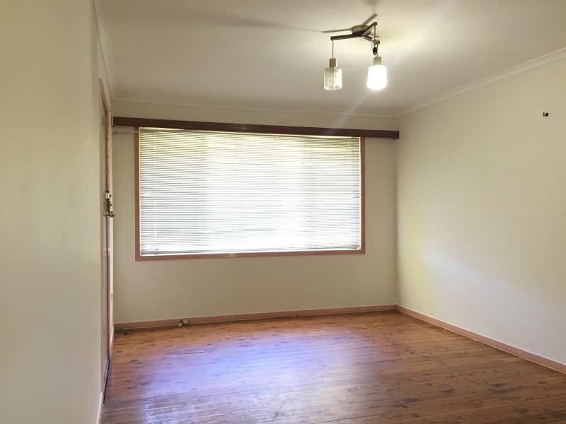 18 Hazel Street, Girraween NSW 2145