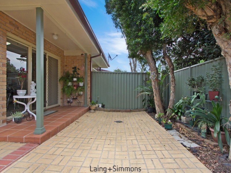 12/64 Ballandella Road, Toongabbie NSW 2146