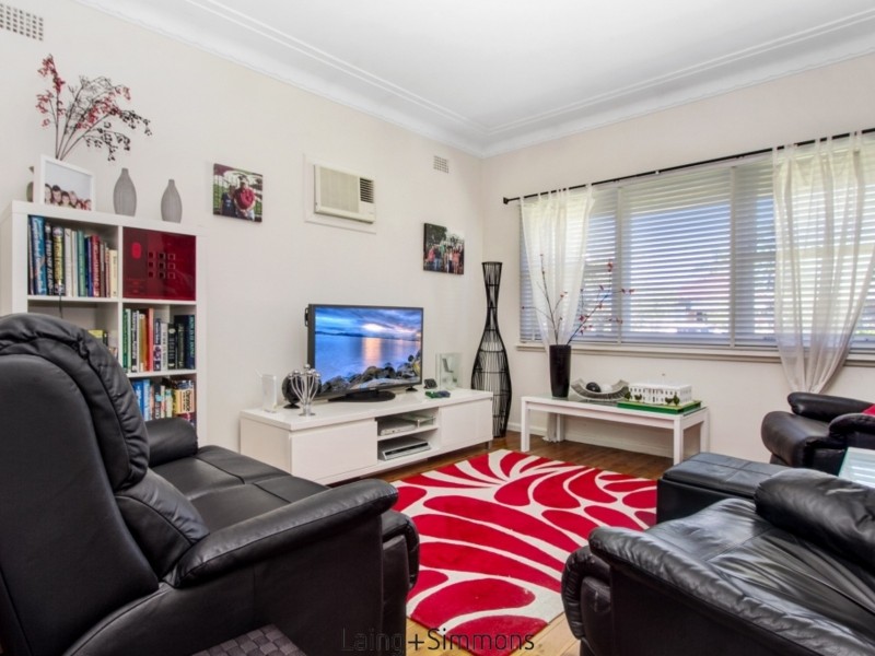27 Monterey Street, South Wentworthville NSW 2145
