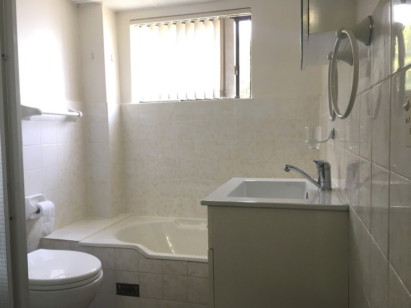 8/119  Station Street, Wentworthville NSW 2145