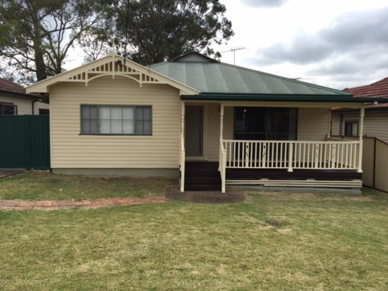 11 Jewelsford Road, Wentworthville NSW 2145