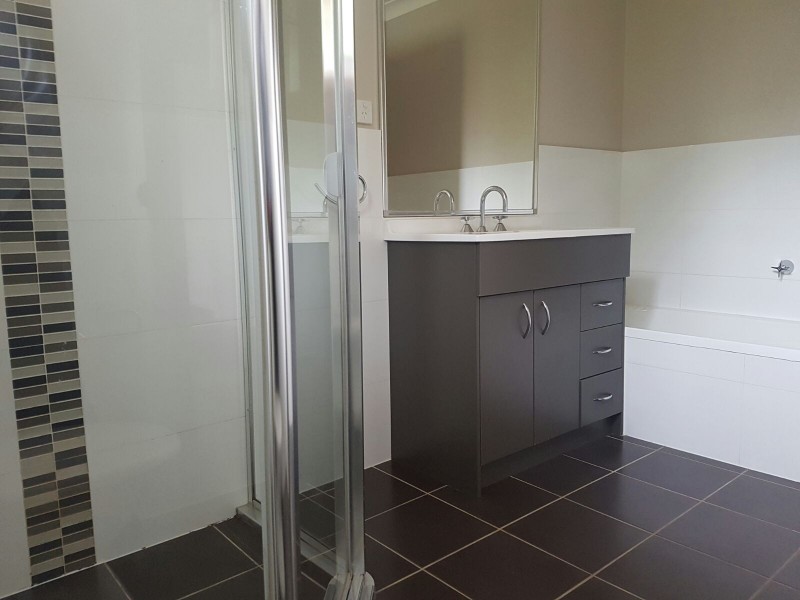 21A Arnett Street, Pendle Hill NSW 2145