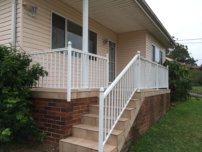 5 Birtles Avenue, Pendle Hill NSW 2145