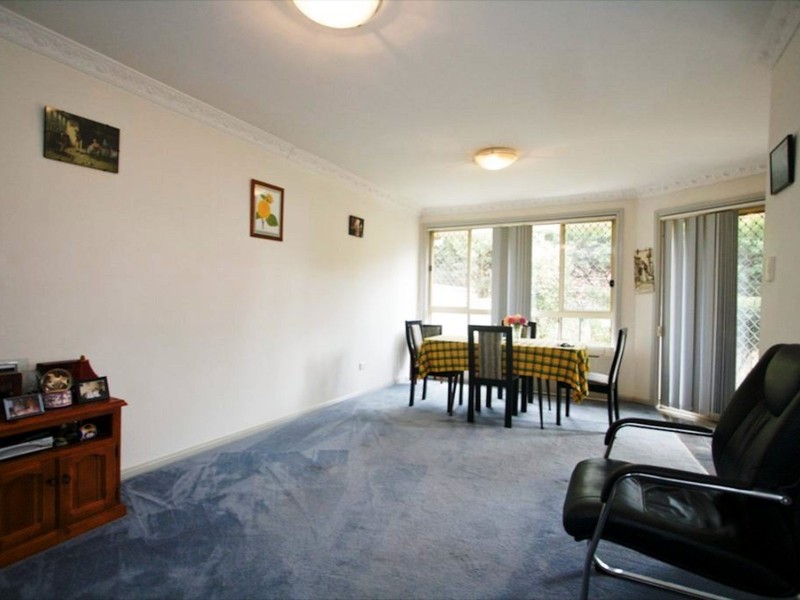 4/185 Targo Road, Girraween NSW 2145