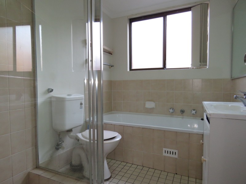 4/28 Lane Street, Wentworthville NSW 2145