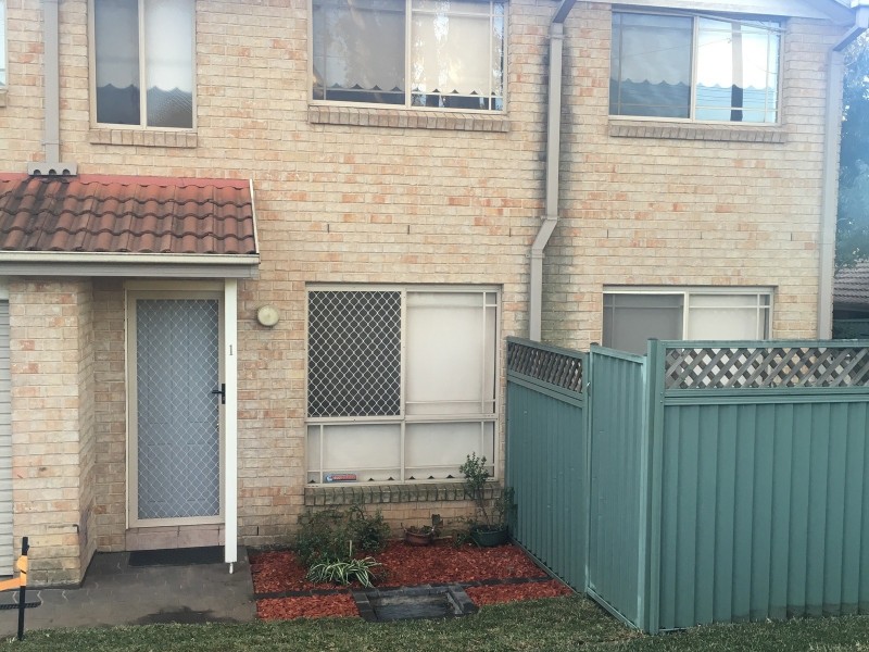 1/11 Stapleton Street, Wentworthville NSW 2145