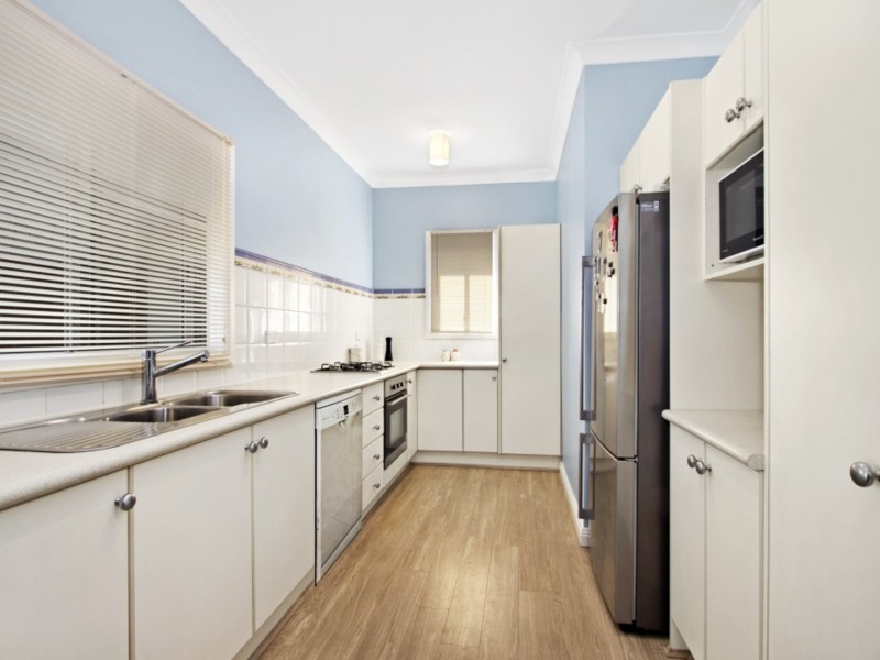 23 Derbyshire Avenue, Toongabbie NSW 2146