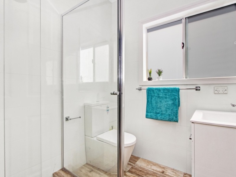 23 Derbyshire Avenue, Toongabbie NSW 2146