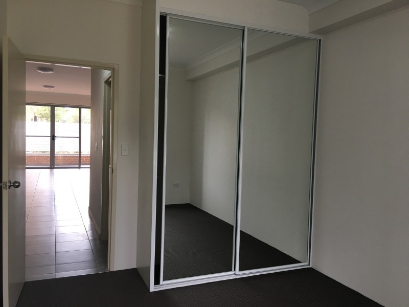 2/49-53 Wentworth Ave, Wentworthville NSW 2145