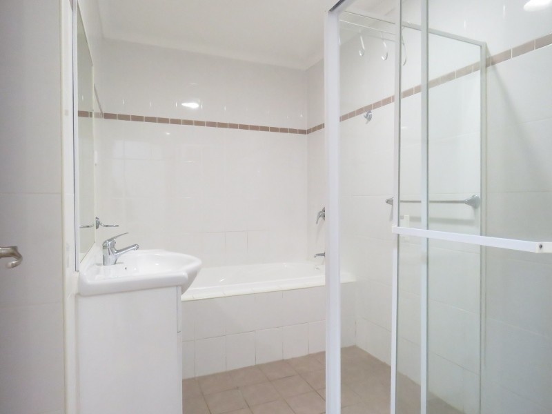 3/10-12 Reid Ave, Westmead NSW 2145