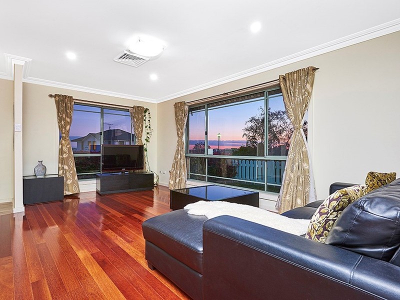 2 Lucinda Grove, Winston Hills NSW 2153