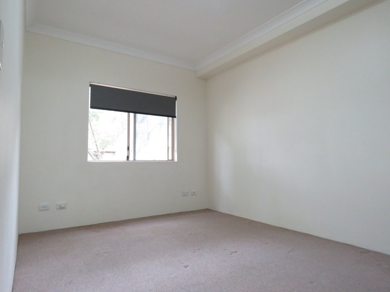 1/26-28 Paton Street, Merrylands NSW 2160