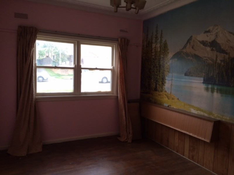 9 Binalong Road, Pendle Hill NSW 2145