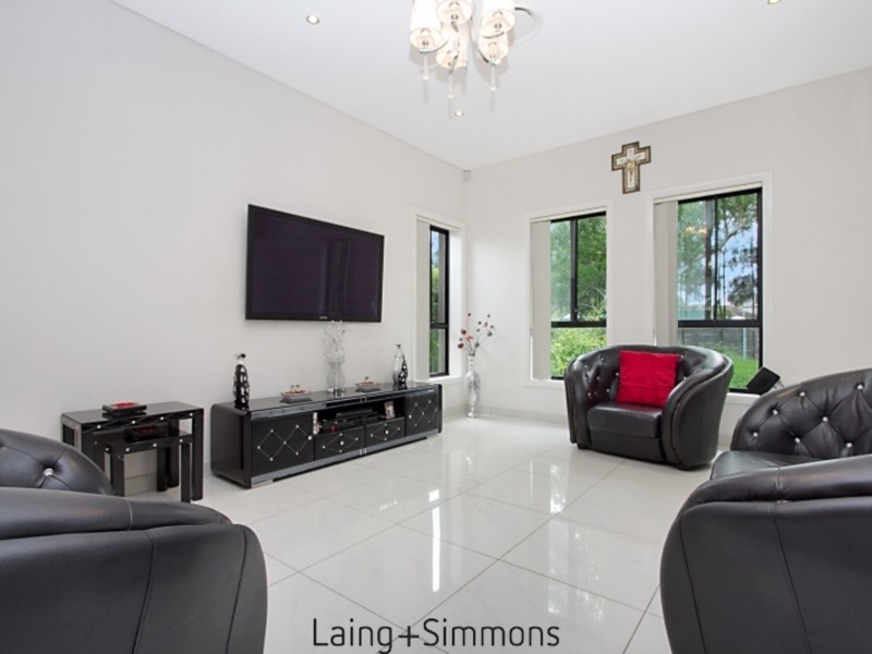 11 Strickland Place, Wentworthville NSW 2145
