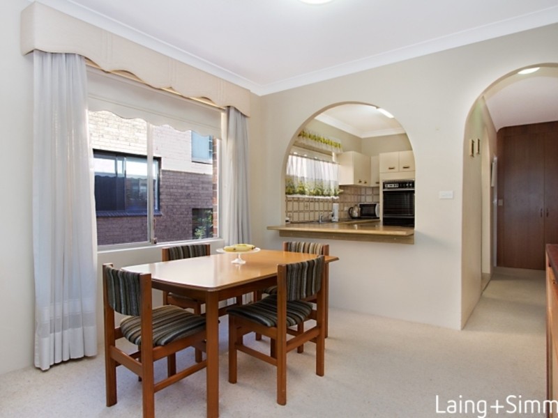 2/10 Park Ave, Westmead NSW 2145