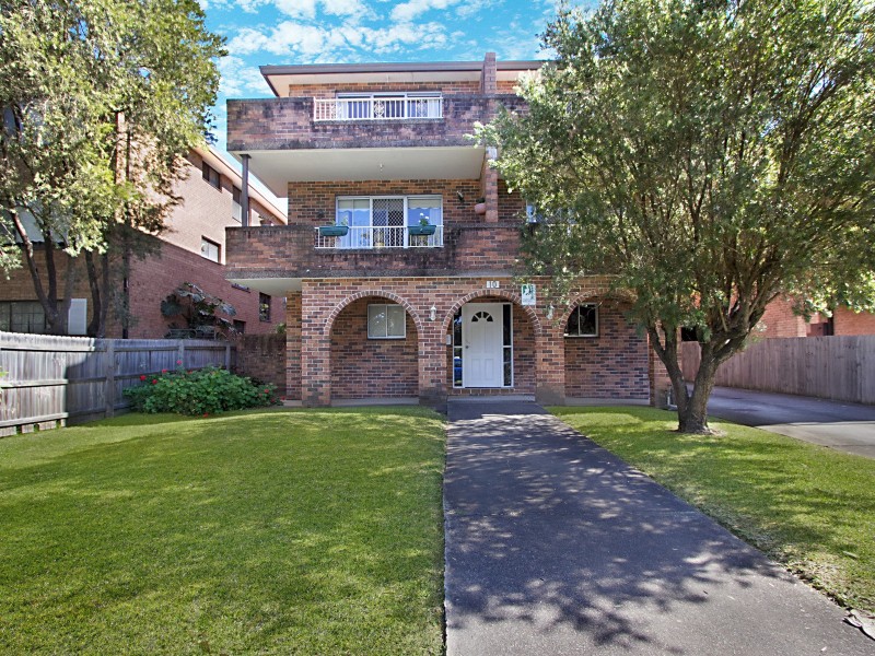 2/10 Park Ave, Westmead NSW 2145