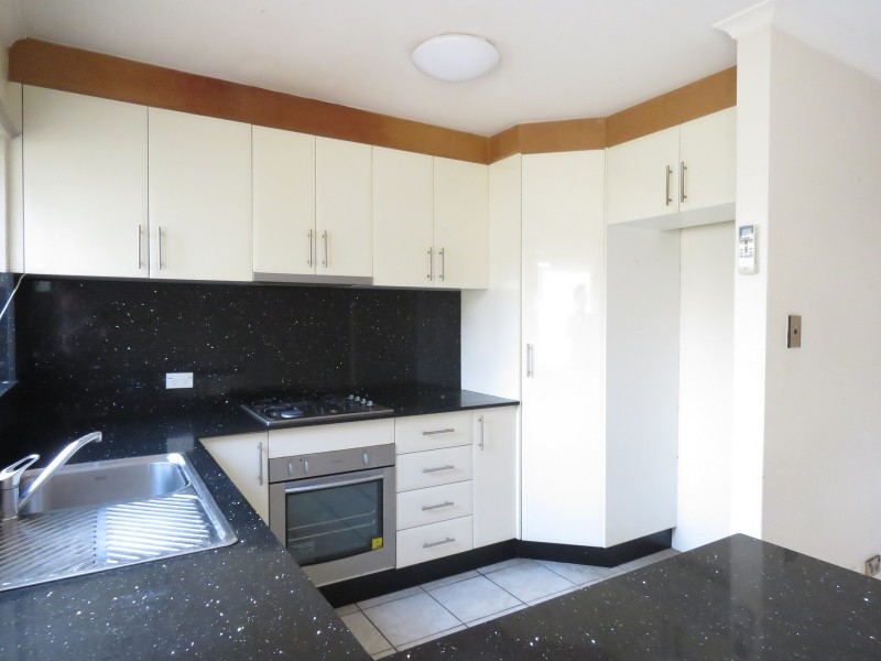 27/3 Reid Avenue, Westmead NSW 2145