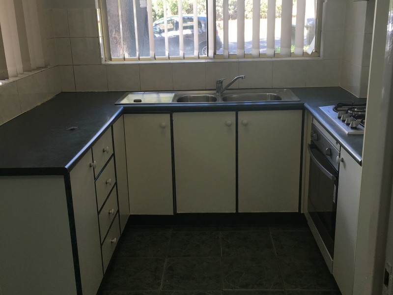 1/221 Dunmore Street, Wentworthville NSW 2145