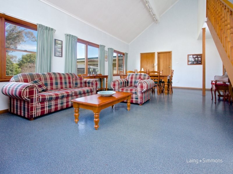 16 Cartwright Ave, Merrylands NSW 2160