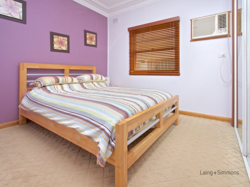 16 Cartwright Ave, Merrylands NSW 2160