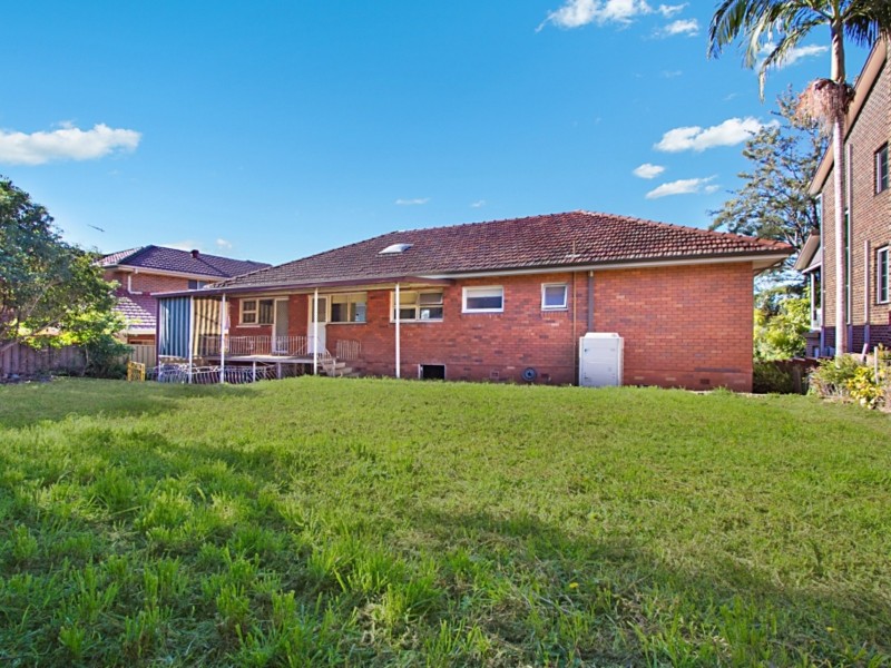 14 Targo Road, Girraween NSW 2145