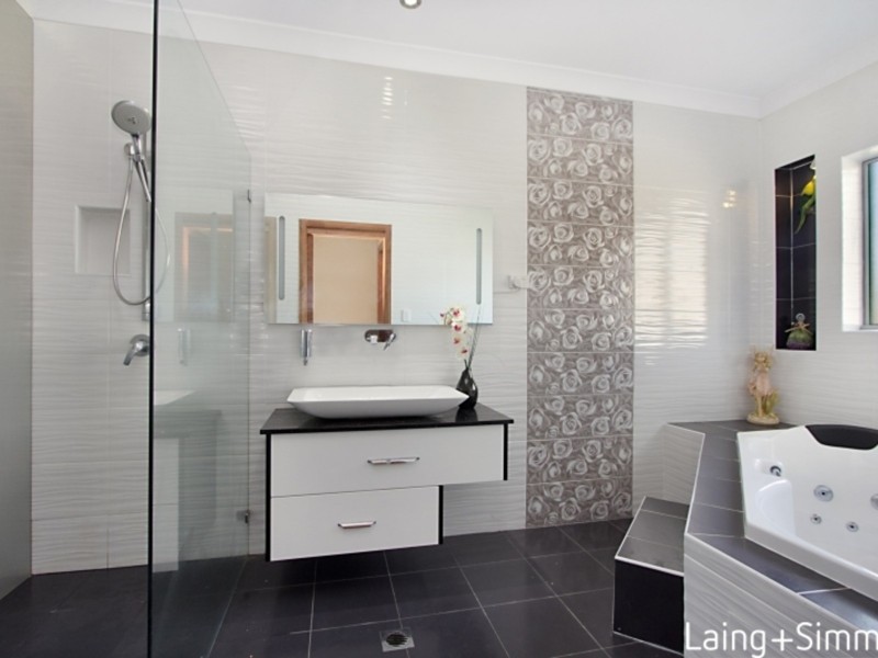 6 Fulton Avenue, Wentworthville NSW 2145