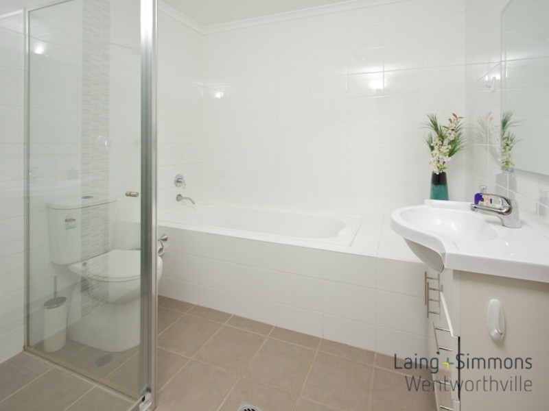 44/2-12 Civic Pde, Pendle Hill NSW 2145