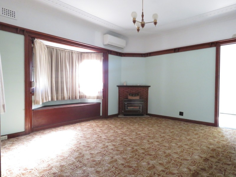 3 Grand Ave, Westmead NSW 2145