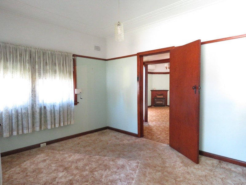 3 Grand Ave, Westmead NSW 2145