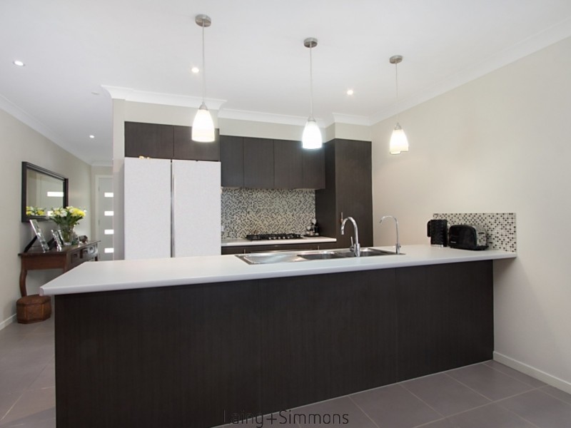 11 Burraga Way, Pemulwuy NSW 2145