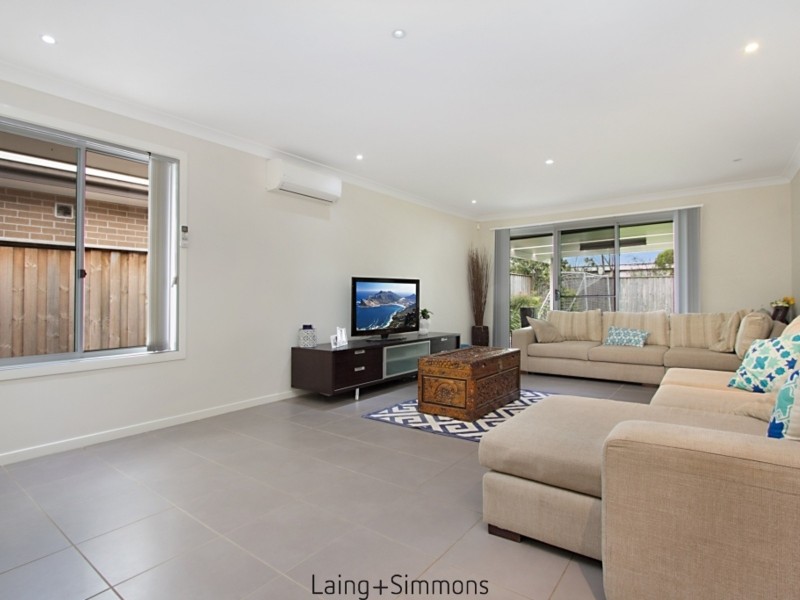 11 Burraga Way, Pemulwuy NSW 2145