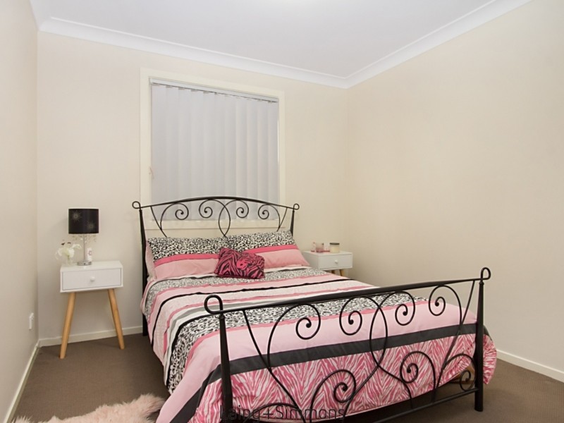 11 Burraga Way, Pemulwuy NSW 2145