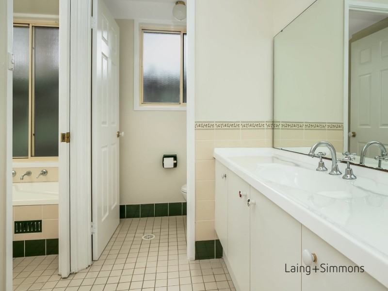 27 Lamonerie  Street, Toongabbie NSW 2146